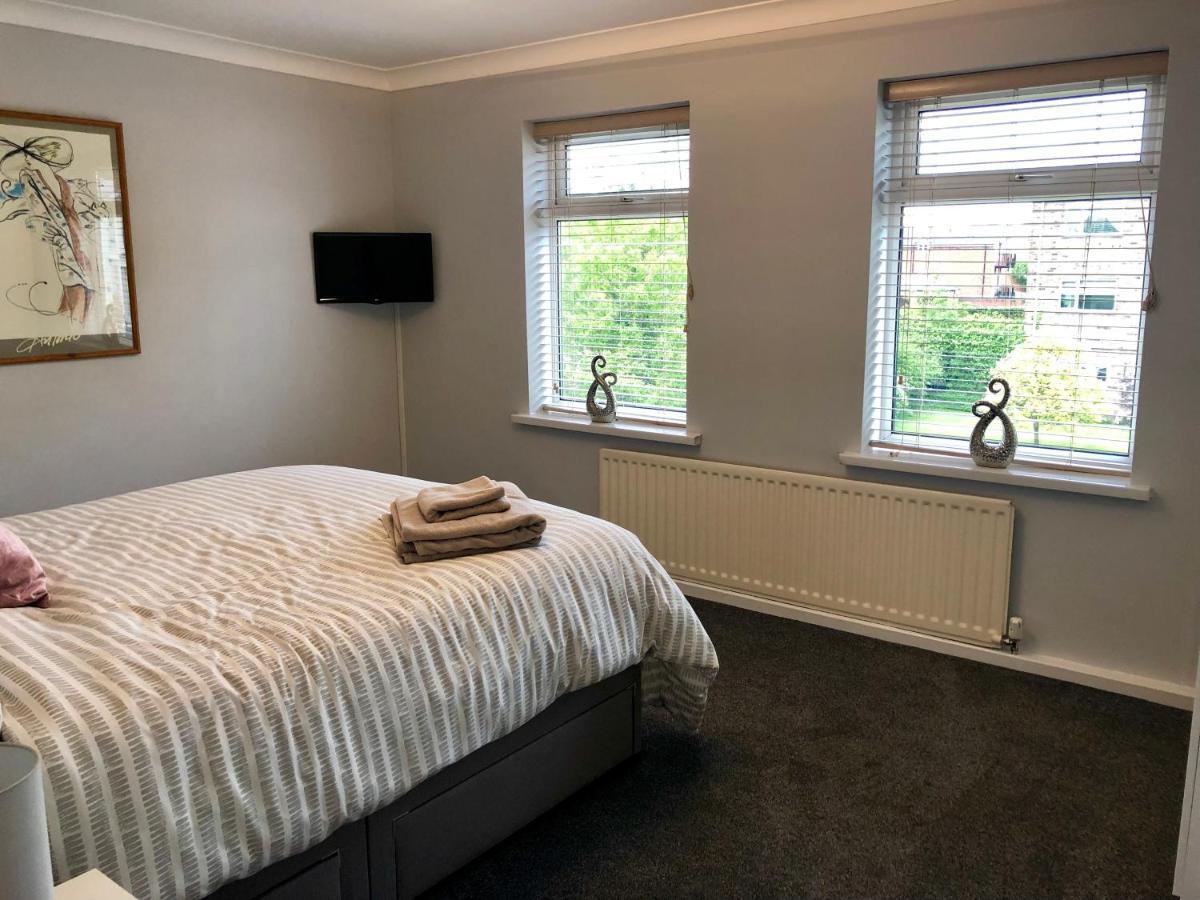 Ab - Top Floor 2 Bed Modern Town Centre Apartment With Parking For One Vehicle Stratford-upon-Avon Esterno foto